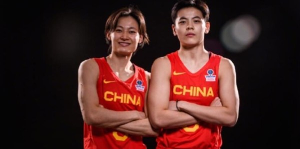 KAIYUN下载app-篮协又出一大昏招！场均0分入选全明星：女篮年度最荒唐闹剧？