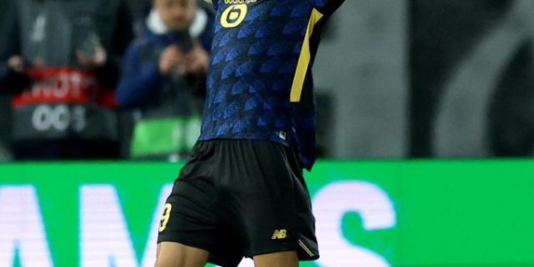 开云娱乐-英超9队全部晋级欧战淘汰赛！意甲靠欧联欧协挽尊