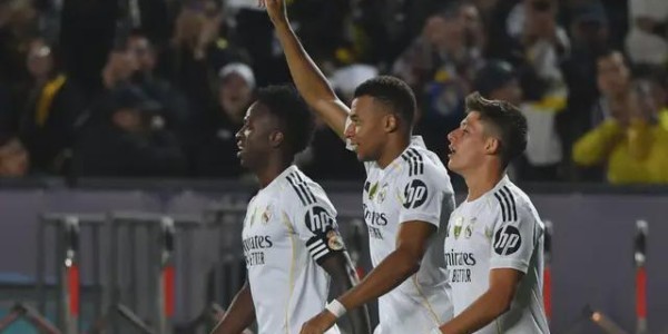 开云体育-凌晨4点皇马出战：赢球将暂时登顶 3巨头合体 姆巴佩冲20球