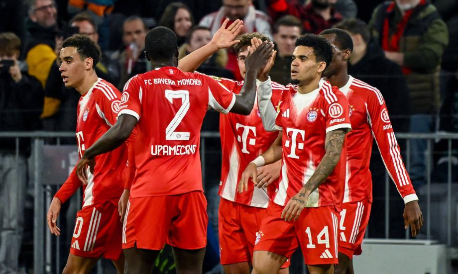 [图]德甲-杰克逊造红+破门 拜仁4-1门兴先赛14分领跑